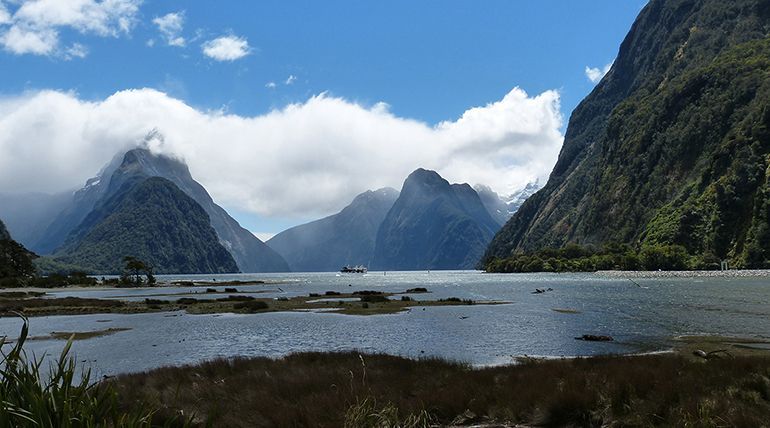 Milford Sounds v Novi Zelandiji. nova zelandija milford sounds