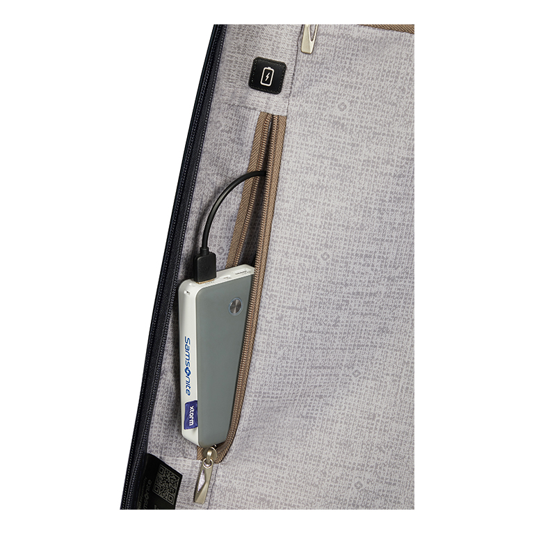 C LITE SPINNER 5520 INTERIOR POCKET 2
