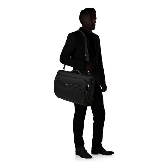 147145_1041_PRO-DLX_6_TRI-FOLD_GARMENT_BAG_WITH_SILHOUETTE